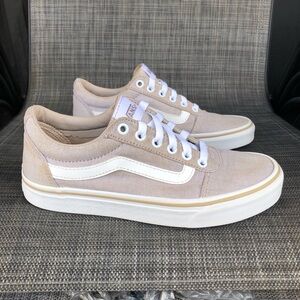 Vans Women's Sneakers in Tan and White